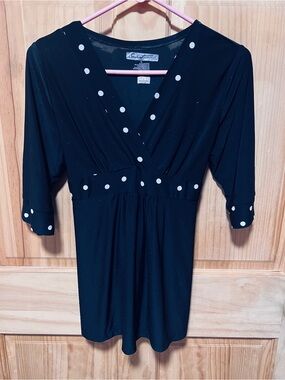 Secret Treasures Black and White Polka Dot V-Neck Blouse